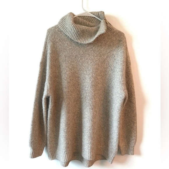 REISSChic Reiss Cassie wool & alpaca blend sweater in neutral. Oversized fit wit - Picture 2 of 11